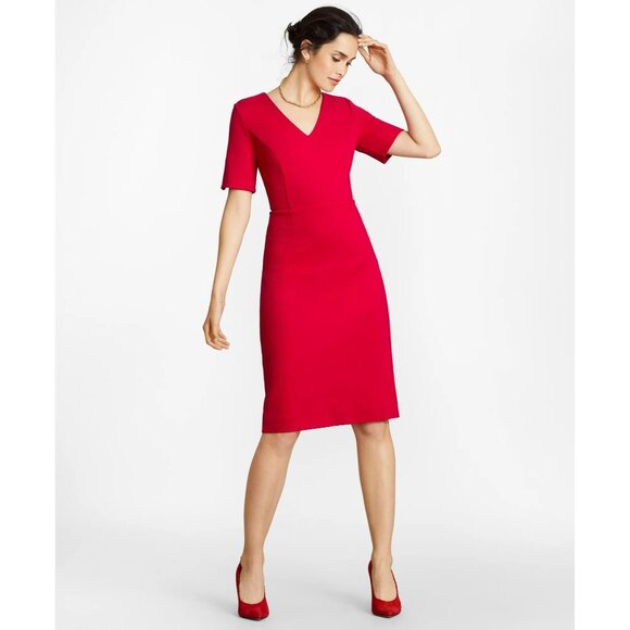 Brooks Brothers Red V-Neck Sheath Dress With Short Sleeves Womens Size 4 - Picture 1 of 12